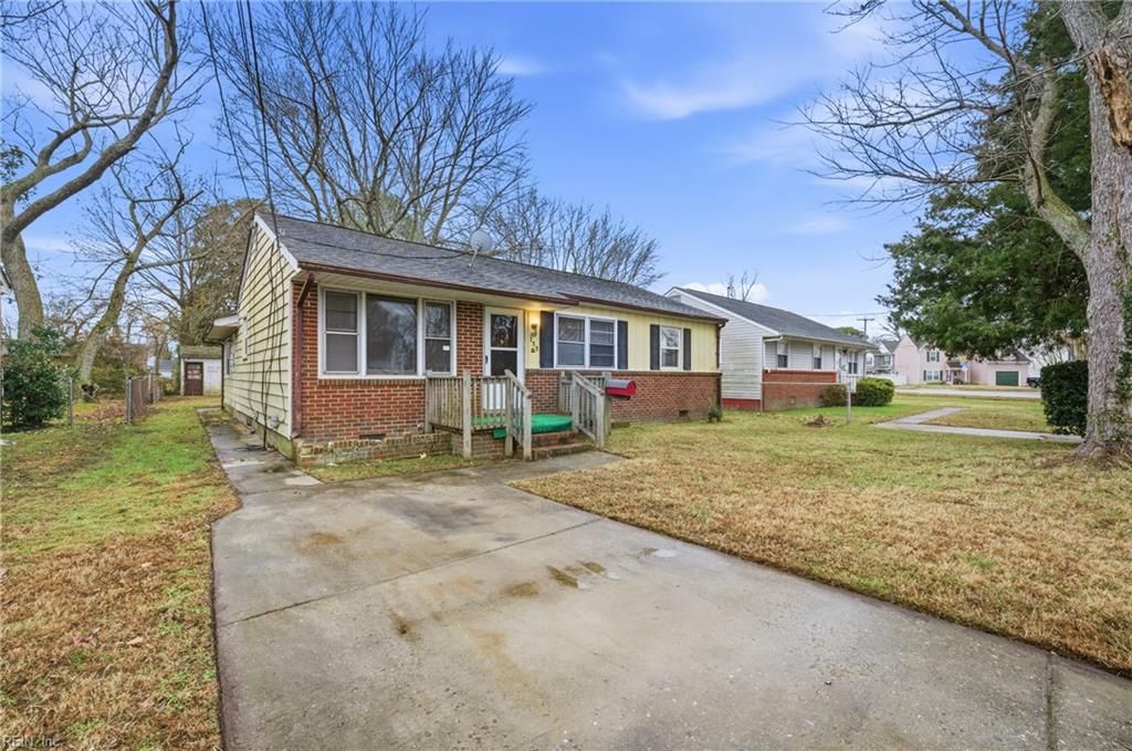 Photo of 733 Burgess Avenue, Hampton, VA 23664 (MLS # 10614246)