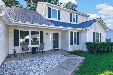 Photo of 138 Riverwood Trace, Suffolk, VA 23434 (MLS # 10652382)