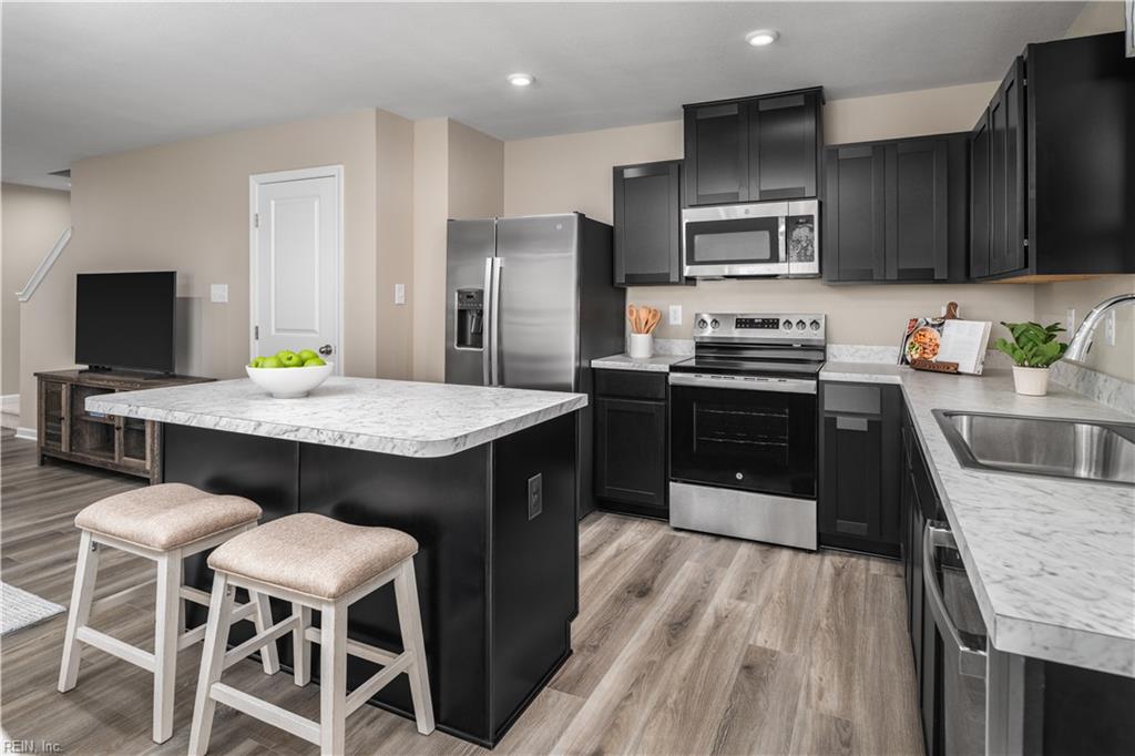 3206 Penguin CIR