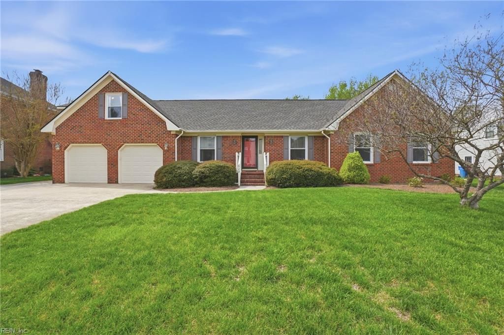 Photo of 620 Spurlock Way, Chesapeake, VA 23322 (MLS # 10630505)