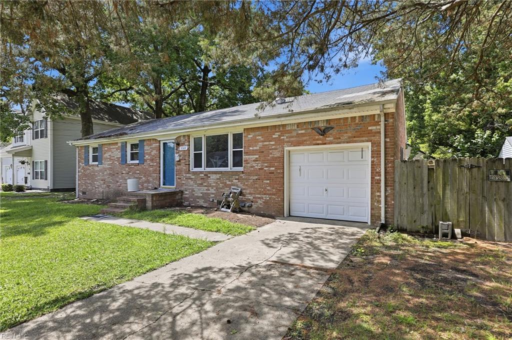 Photo of 5322 Arthur Circle, Norfolk, VA 23502 (MLS # 10641228)