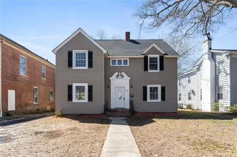 105 North High Street, Franklin, VA 23851 - #: 10574302