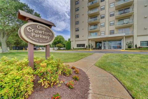 Photo of 1 Crawford Parkway #1105, Portsmouth, VA 23704 (MLS # 10606402)