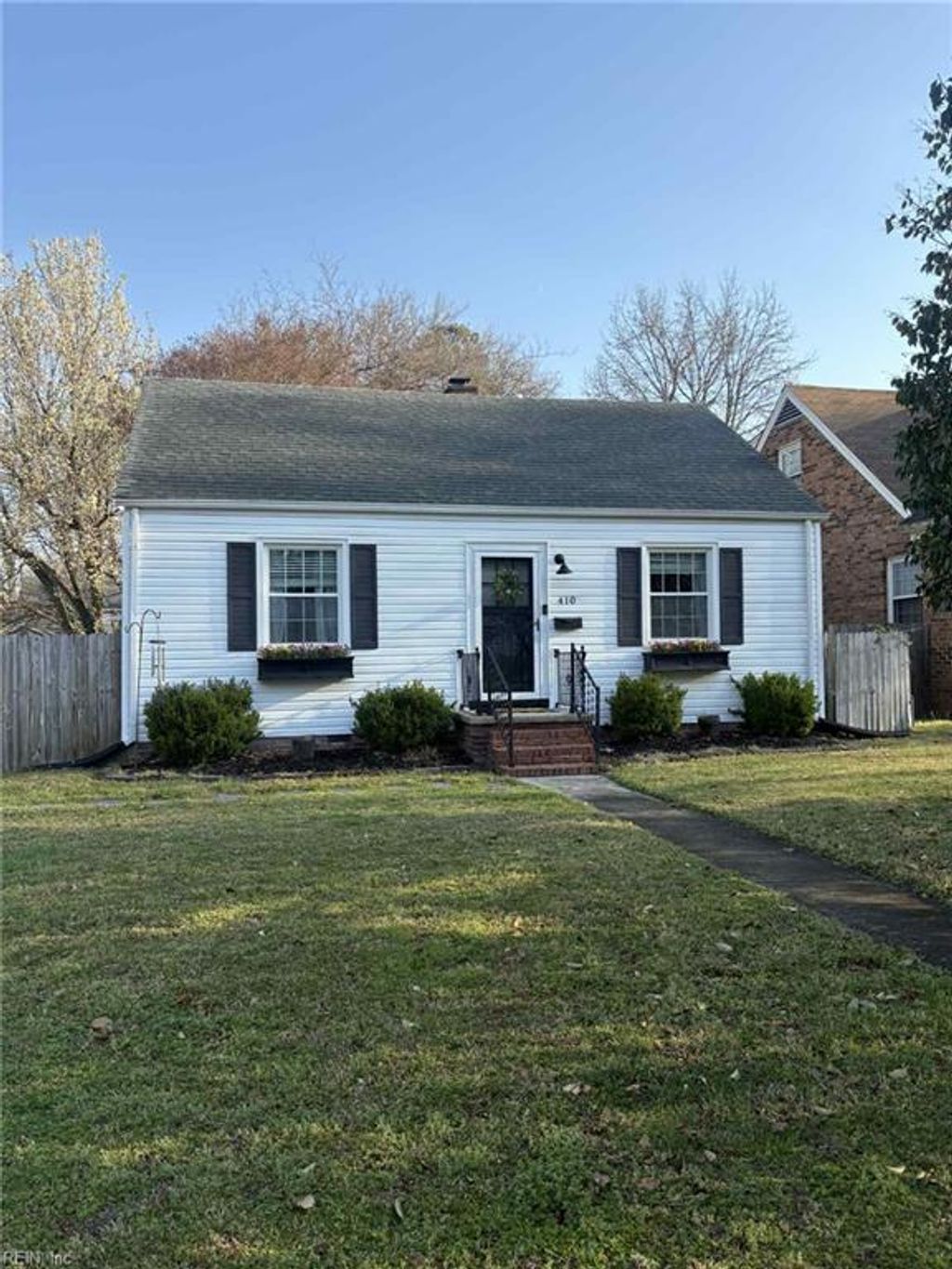 Photo of 410 N Shore Road, Norfolk, VA 23505 (MLS # 10626175)
