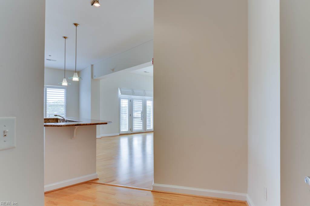 670 Town Center DR 418