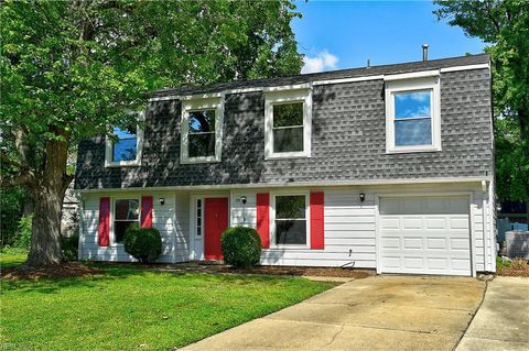 Photo of 235 Dublin Court, Newport News, VA 23601 (MLS # 10618887)