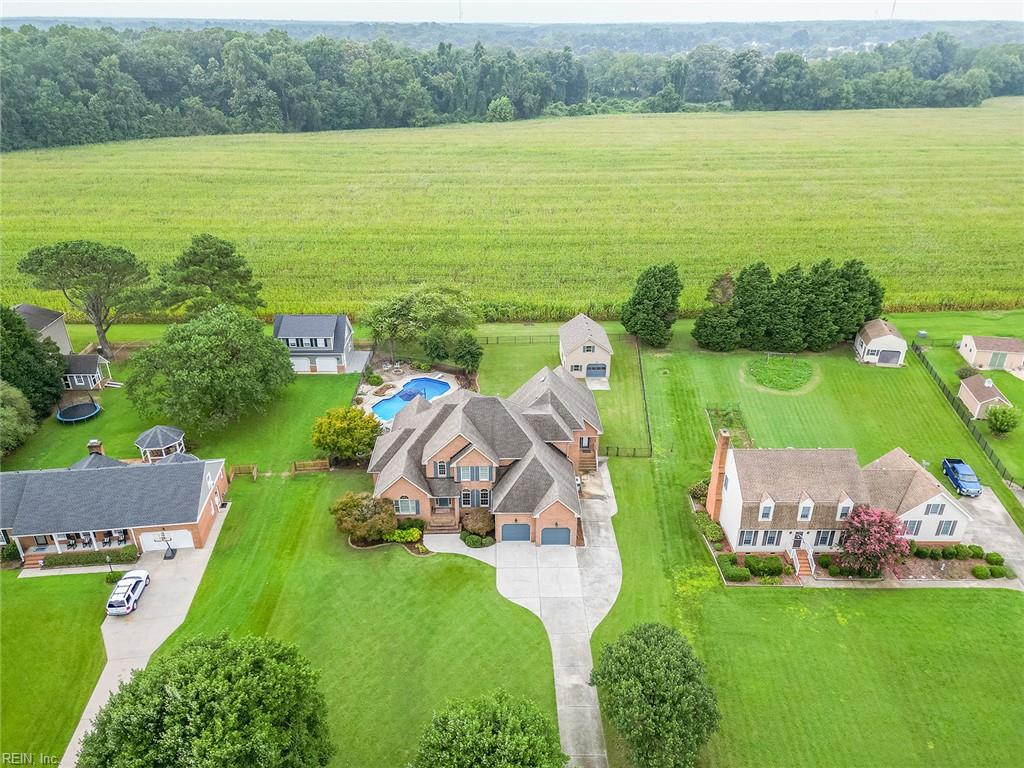 136 Brittany LN