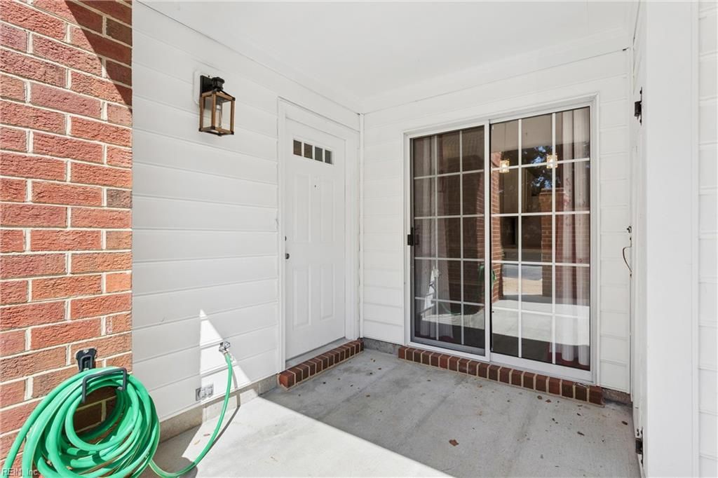 Photo of 112 Chippenham Drive #B, Yorktown, VA 23693 (MLS # 10626734)