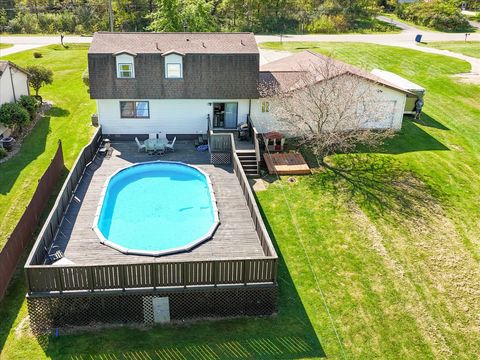 A home in Grand Blanc Twp