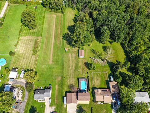 A home in Grand Blanc Twp