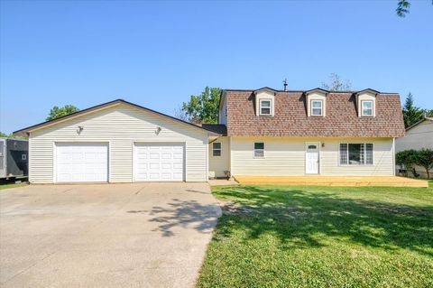 A home in Grand Blanc Twp