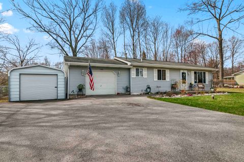 A home in RoscommonTownship_Roscommon