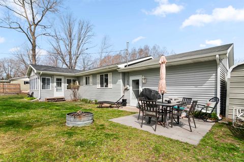 A home in RoscommonTownship_Roscommon