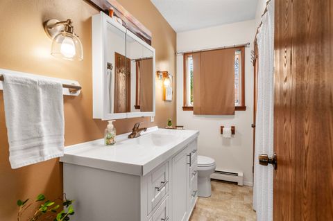 A home in RoscommonTownship_Roscommon
