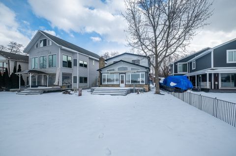 A home in Commerce Twp