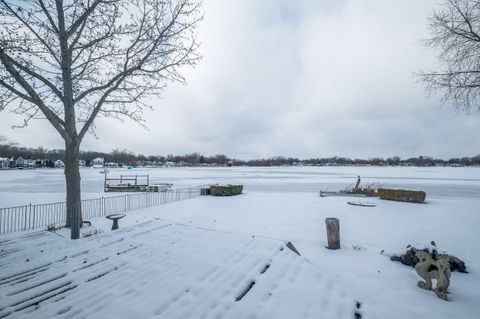 A home in Commerce Twp