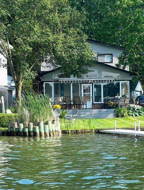 A home in Commerce Twp