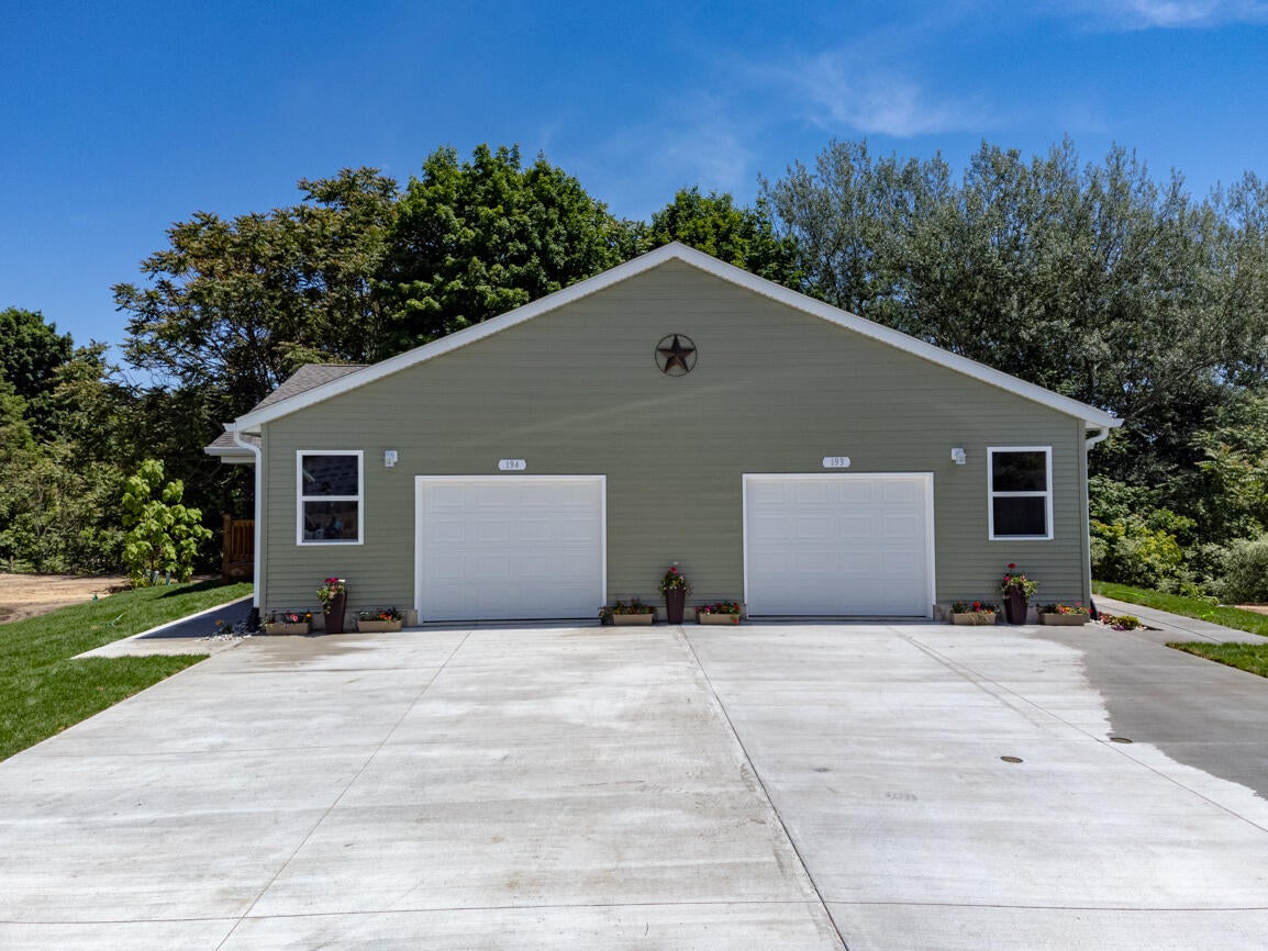194 Devonwood Drive
