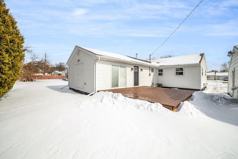 A home in Buena Vista Twp