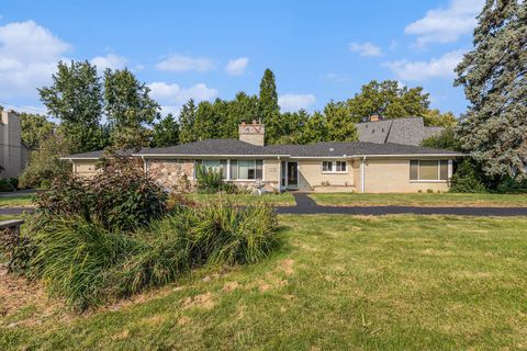 A home in Bloomfield Hills