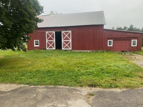 A home in Lyon Twp