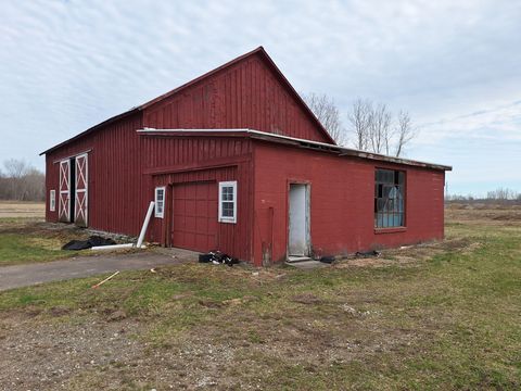 A home in Lyon Twp