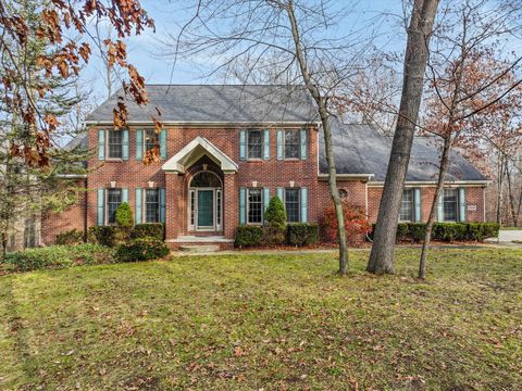 A home in Hartland Twp