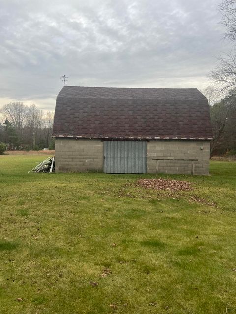 A home in Bridgeton Twp