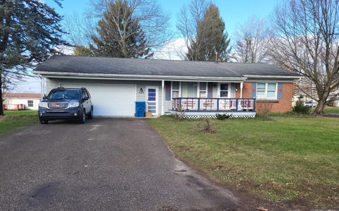 A home in Decatur Vlg