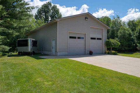 A home in Long Lake Twp