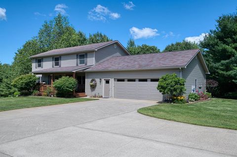 A home in Long Lake Twp