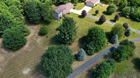 A home in Long Lake Twp