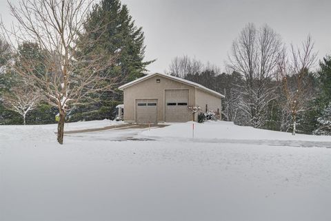 A home in Long Lake Twp