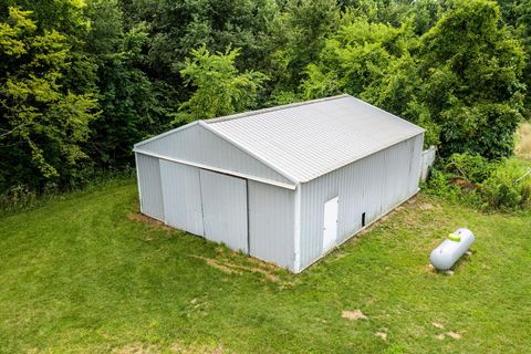 A home in Wayne Twp