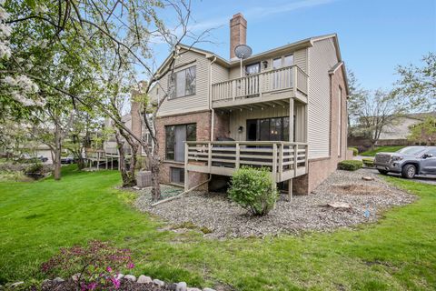 A home in West Bloomfield Twp