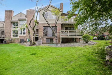 A home in West Bloomfield Twp