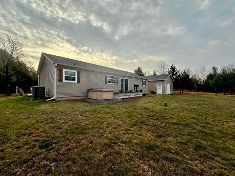 A home in Rapid River Twp