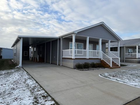 A home in Chesterfield Twp