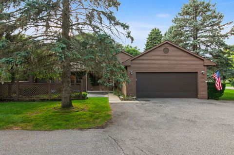 A home in Waterford Twp