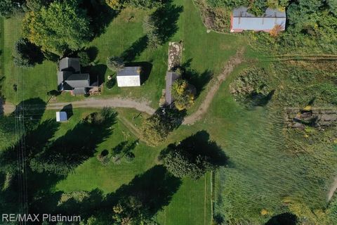 A home in Fenton Twp