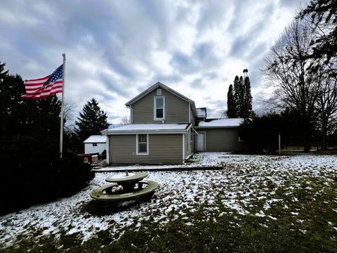 A home in Fenton Twp