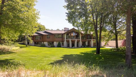 A home in Laketown Twp