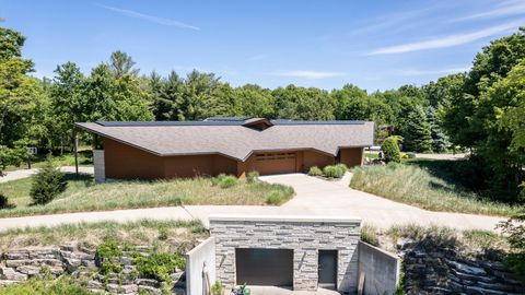 A home in Laketown Twp