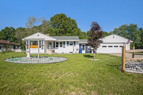 A home in Fruitport Twp