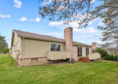 A home in West Bloomfield Twp