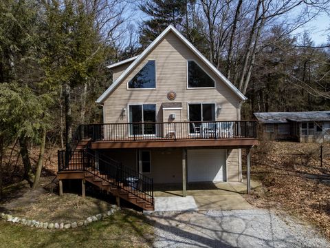 A home in Benona Twp