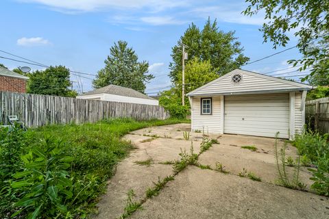 A home in Harper Woods