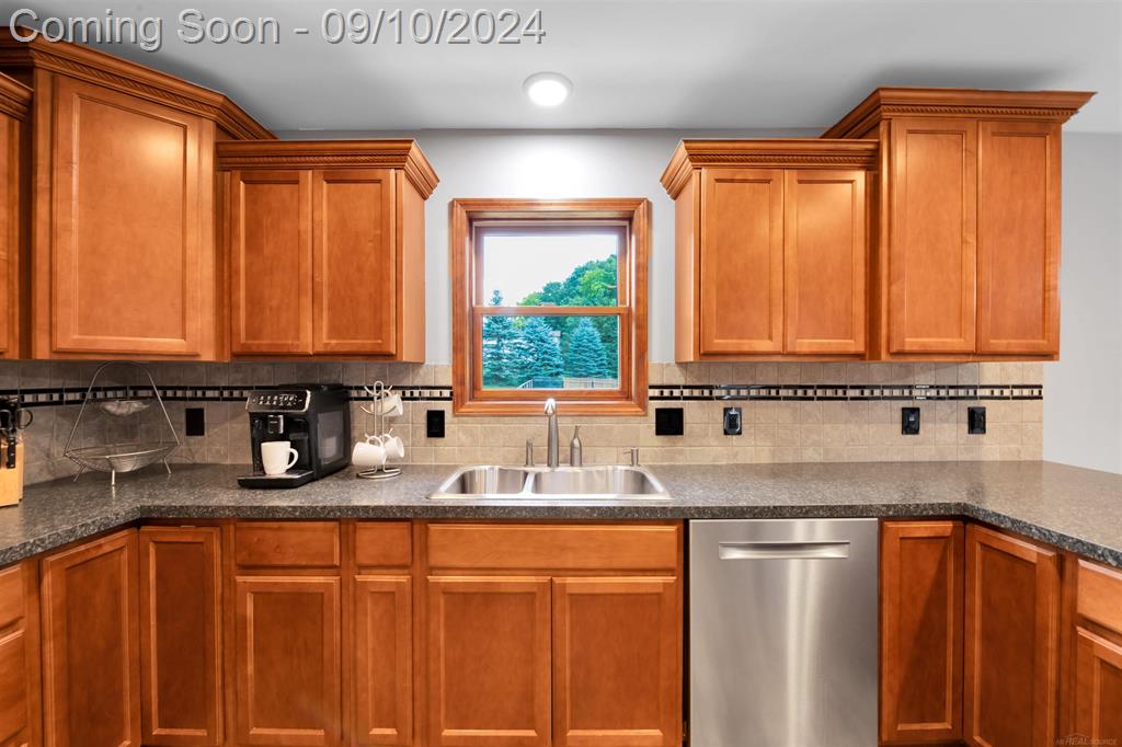 Photo 7 of 50 of 4869 Havens Road house