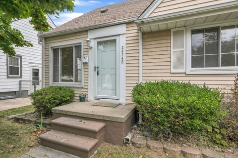 A home in Dearborn Heights