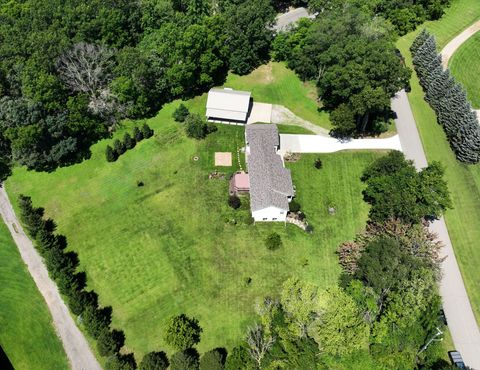 A home in Iosco Twp